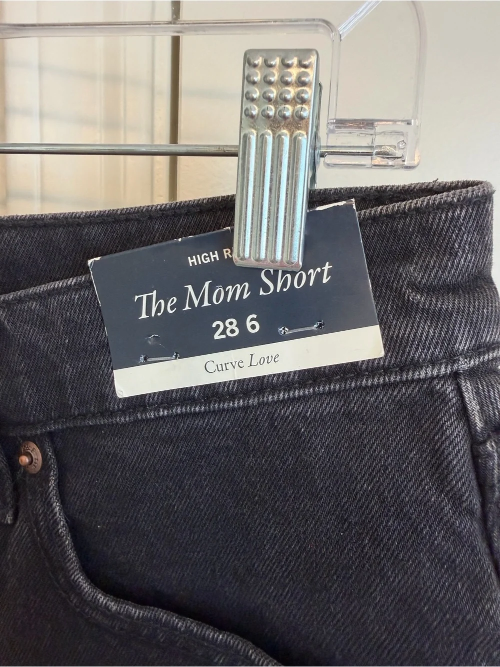 NWT Abercrombie Curve Love Black Denim Shorts The Mom Shorts High Rise Size 28